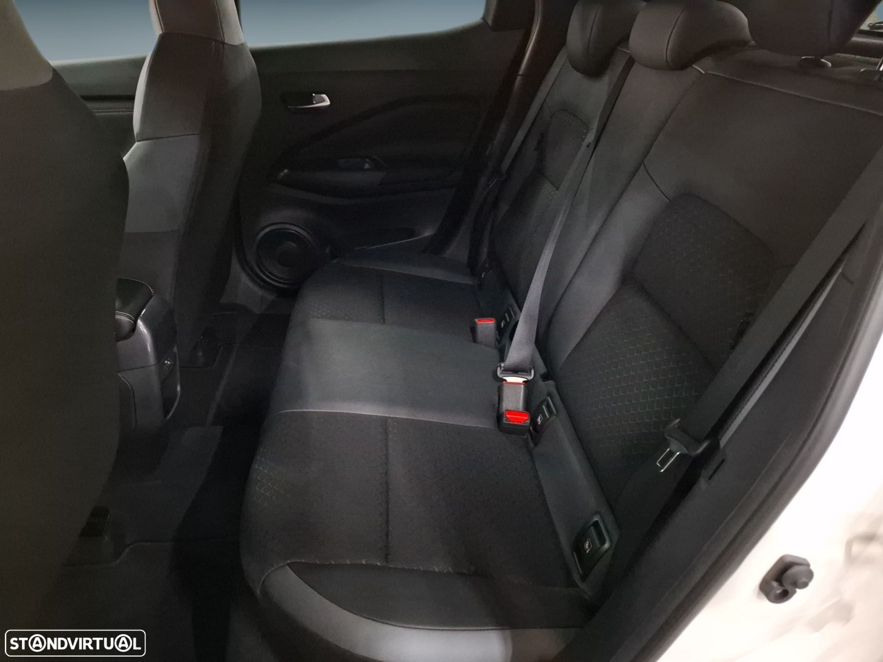 Nissan Juke 1.0 DIG-T N-Connecta NAV.+TwoTone NC DCT - 10