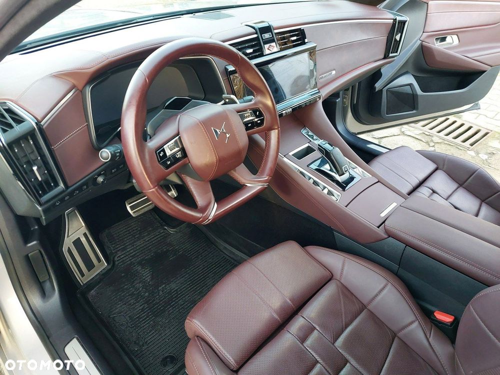 DS Automobiles DS 9 - 12