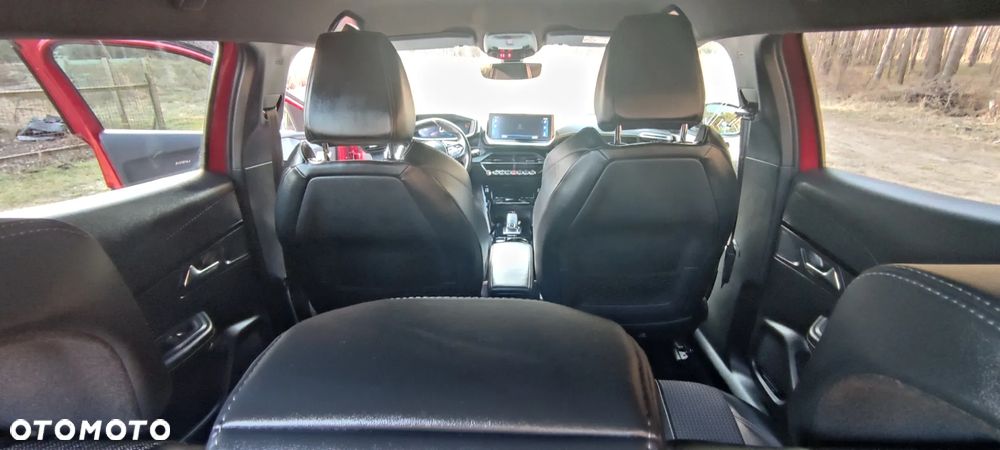 Peugeot 2008 1.5 BlueHDi GT Line S&S EAT8 - 19