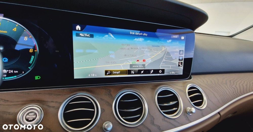 Mercedes-Benz Klasa E - 32