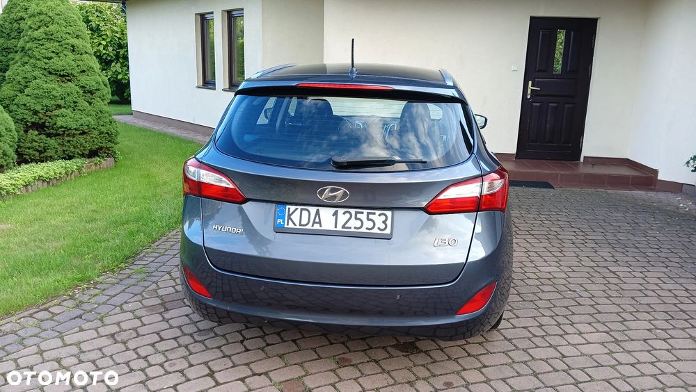 Hyundai i30 1.6 Comfort - 9
