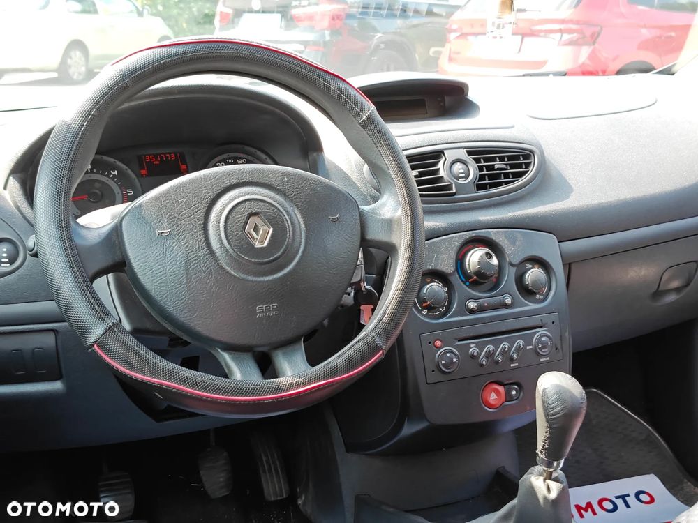 Renault Thalia 1.5 dCi Alize - 15