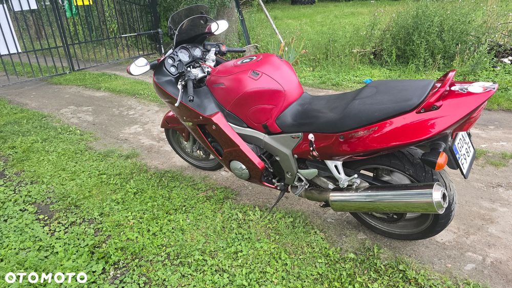 Honda CBR - 8