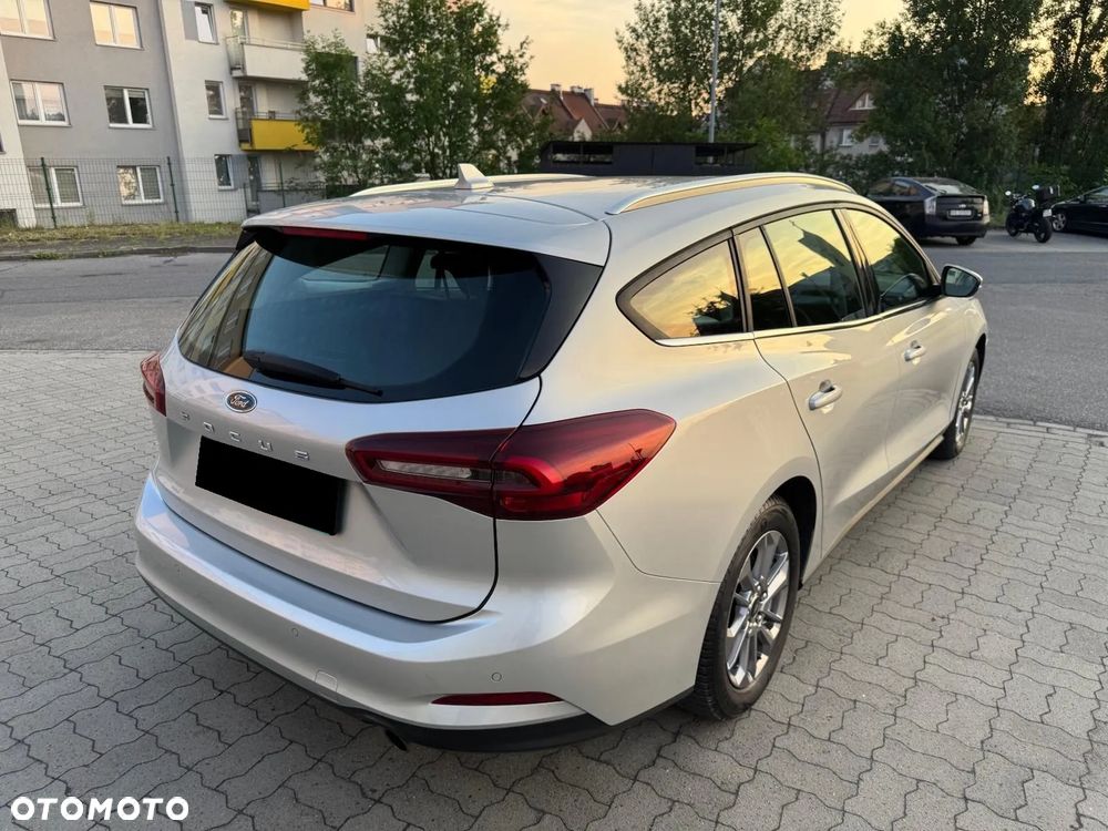 Ford Focus 1.0 EcoBoost Titanium - 5