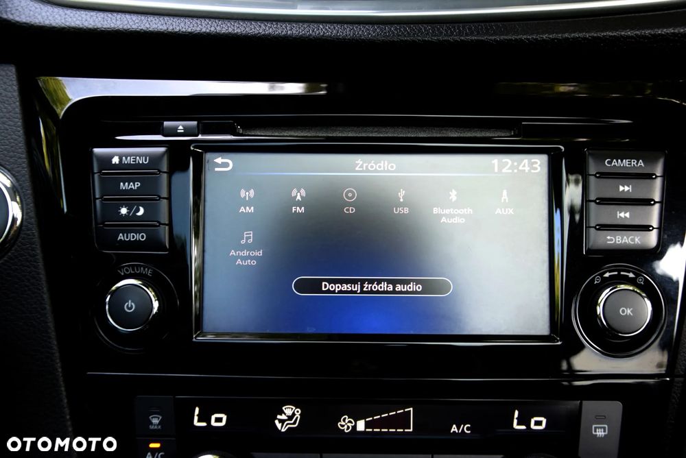 Nissan Qashqai 1.3 DIG-T N-Connecta - 28