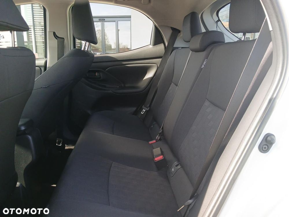 Toyota Yaris - 14