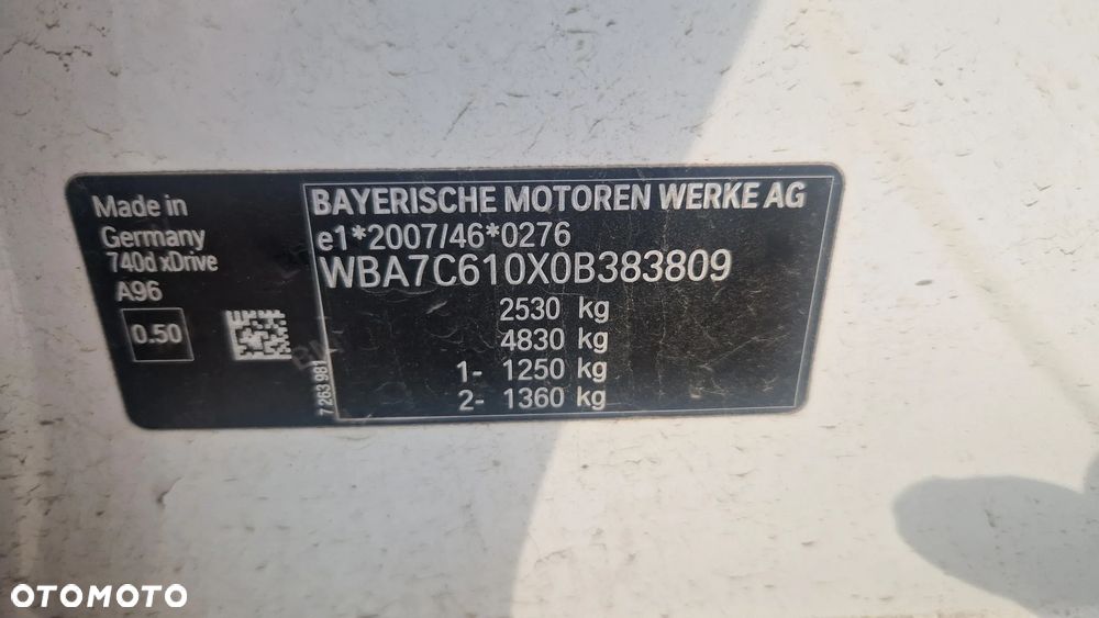 BMW Seria 7 740d xDrive sport - 6