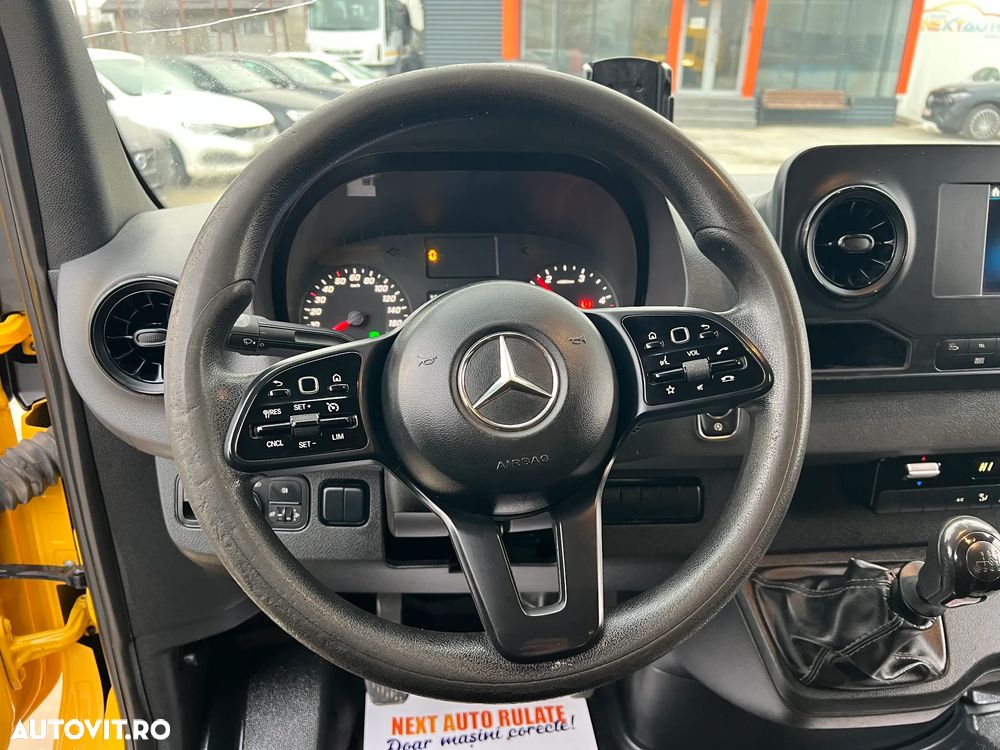 Mercedes-Benz Sprinter - 7