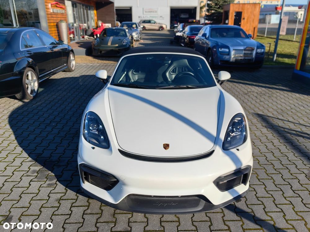Porsche 718 Spyder - 3