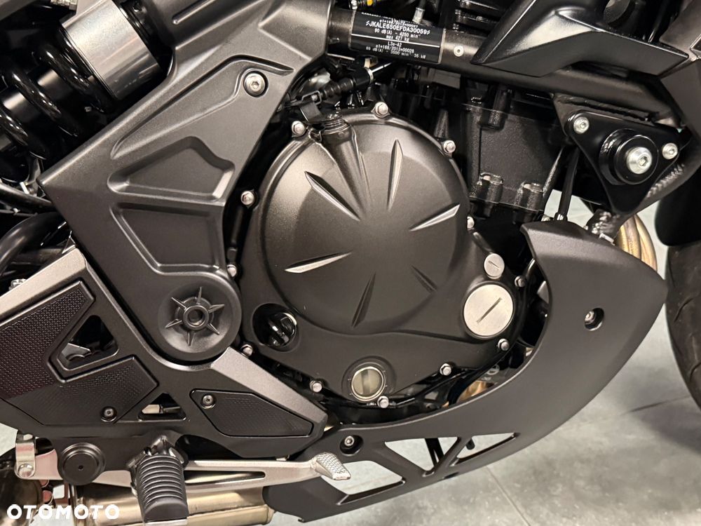 Kawasaki Versys 650 - 15