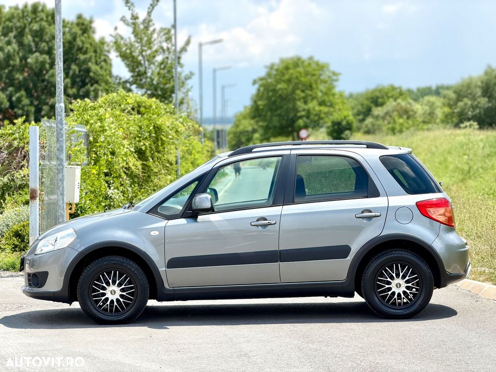 Suzuki SX4 1.6 VVT Streetline 4x2 Club - 2
