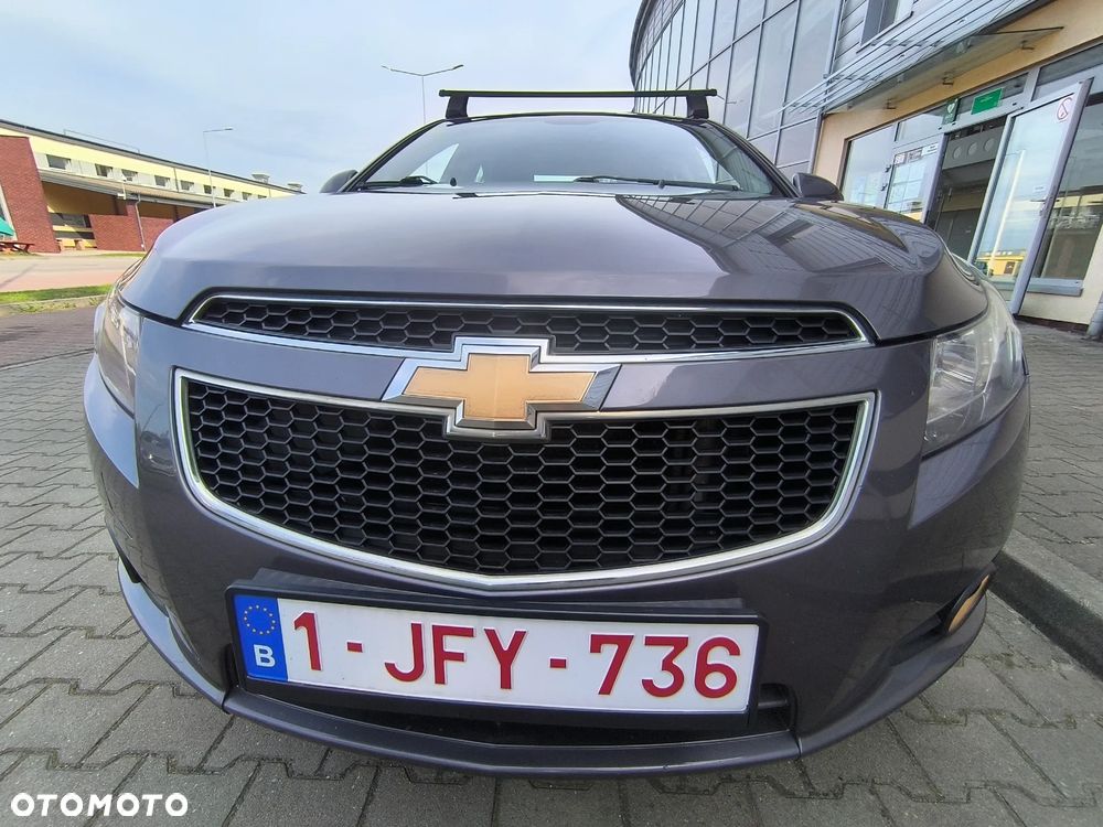 Chevrolet Cruze 1.8 LS - 13
