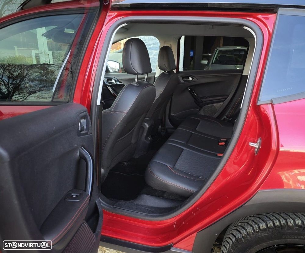 Peugeot 2008 1.2 PureTech GT Line - 16