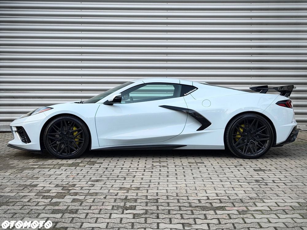 Chevrolet Corvette - 3