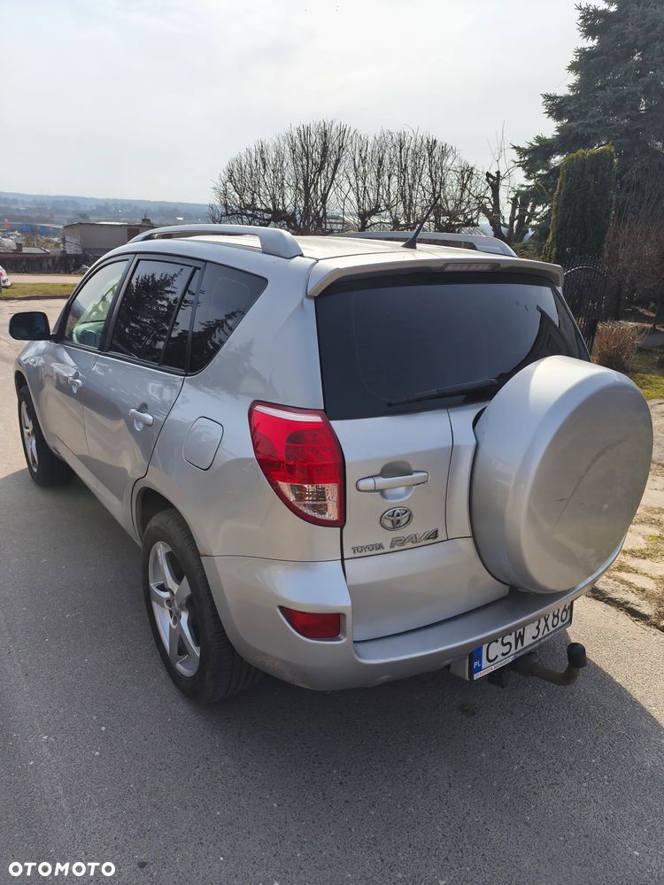 Toyota RAV4 2.0 4x4 - 4