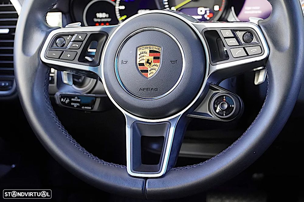 Porsche Cayenne Coupé E-Hybrid - 34