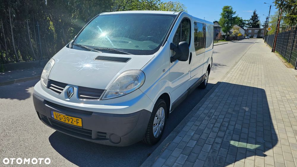 Renault Trafic - 2