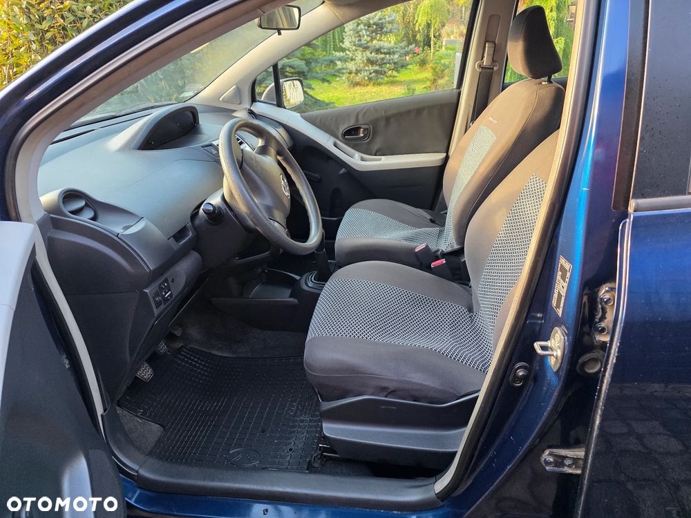 Toyota Yaris 1.0 Luna A/C - 7