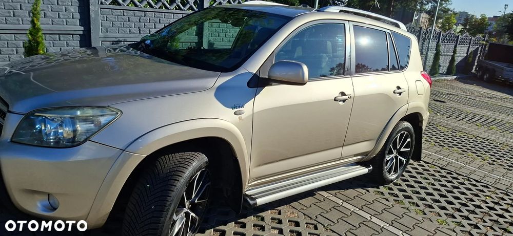 Toyota RAV4 2.2 D-4D Sol 180 - 10