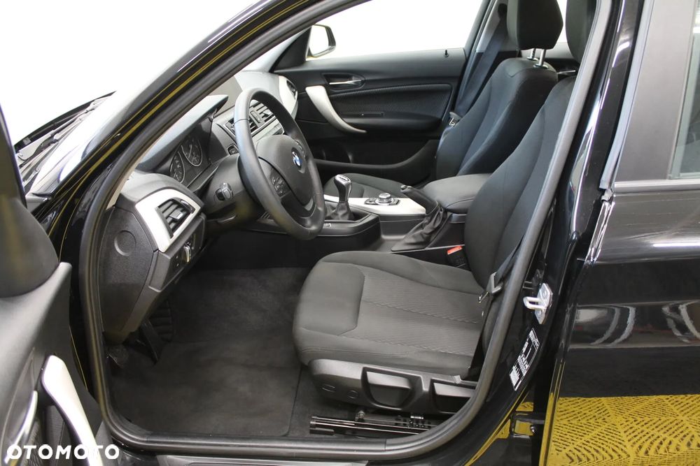 BMW Seria 1 116i Advantage - 24