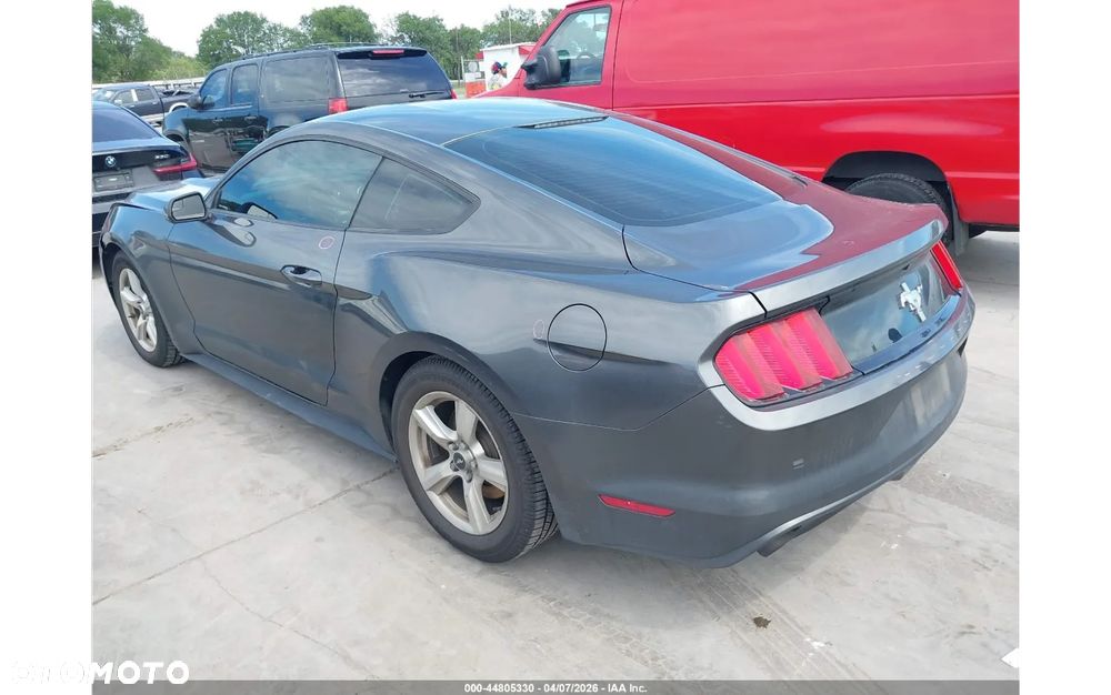 Ford Mustang - 3