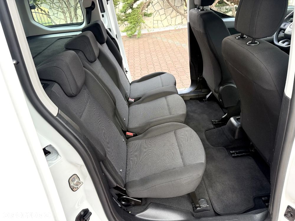 Toyota Proace City Verso 1.2 D-4T Combi - 13