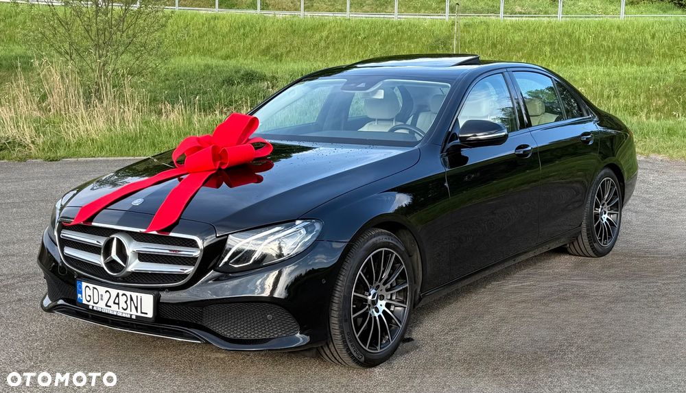 Mercedes-Benz Klasa E 200 CGI BlueEFFICIENCY Automatik Avantgarde - 2