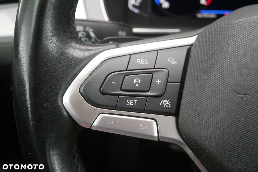 Volkswagen Passat Variant 1.5 TSI EVO Business DSG - 21