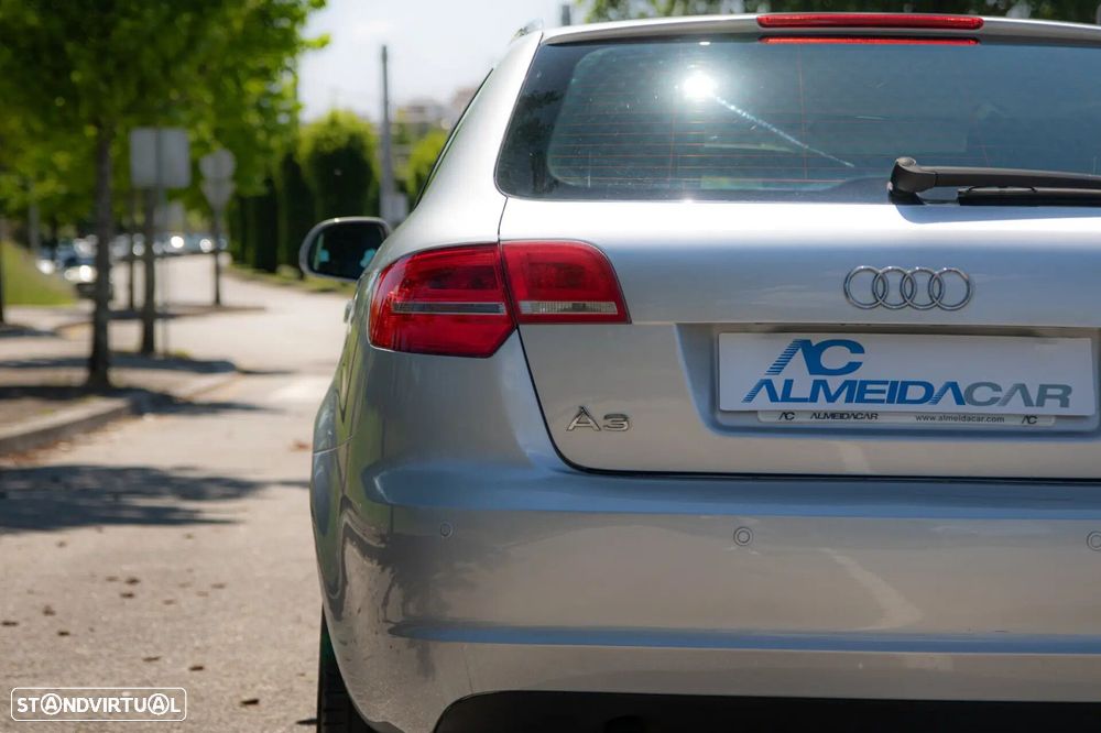 Audi A3 Sportback 1.6 TDI Attraction - 35