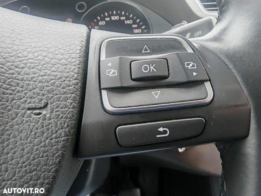 Volkswagen Passat CC 2.0 TDI DSG Blue TDI - 20