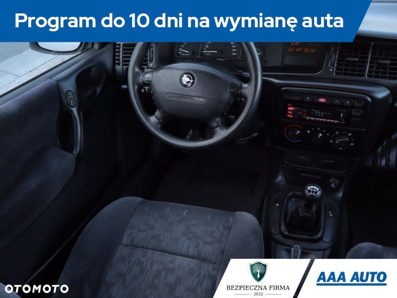 Opel Vectra - 9