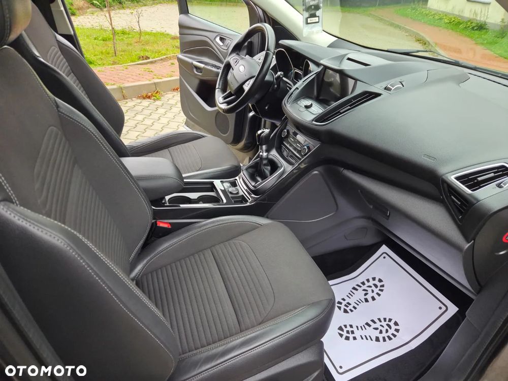 Ford Kuga 2.0 TDCi 4WD Trend - 16