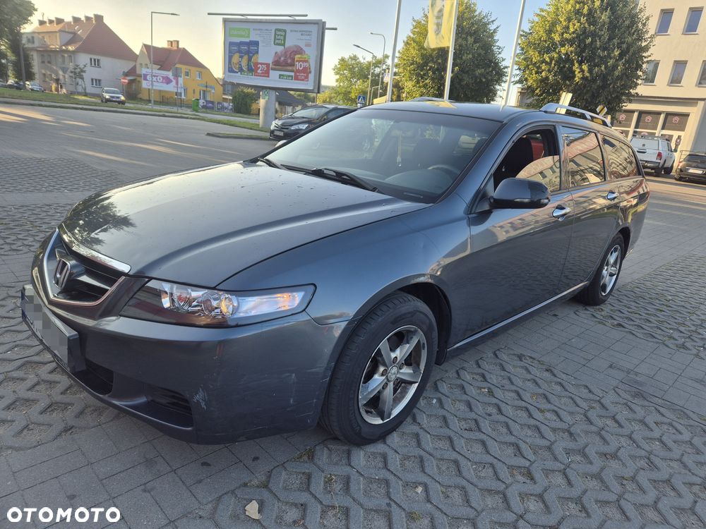 Honda Accord - 1