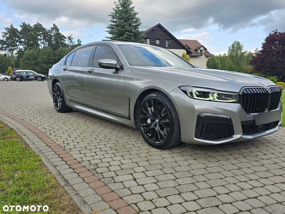 BMW Seria 7 750i xDrive sport - 5