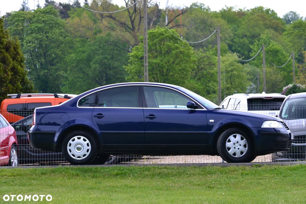 Volkswagen Passat 1.6 Exclusive - 7