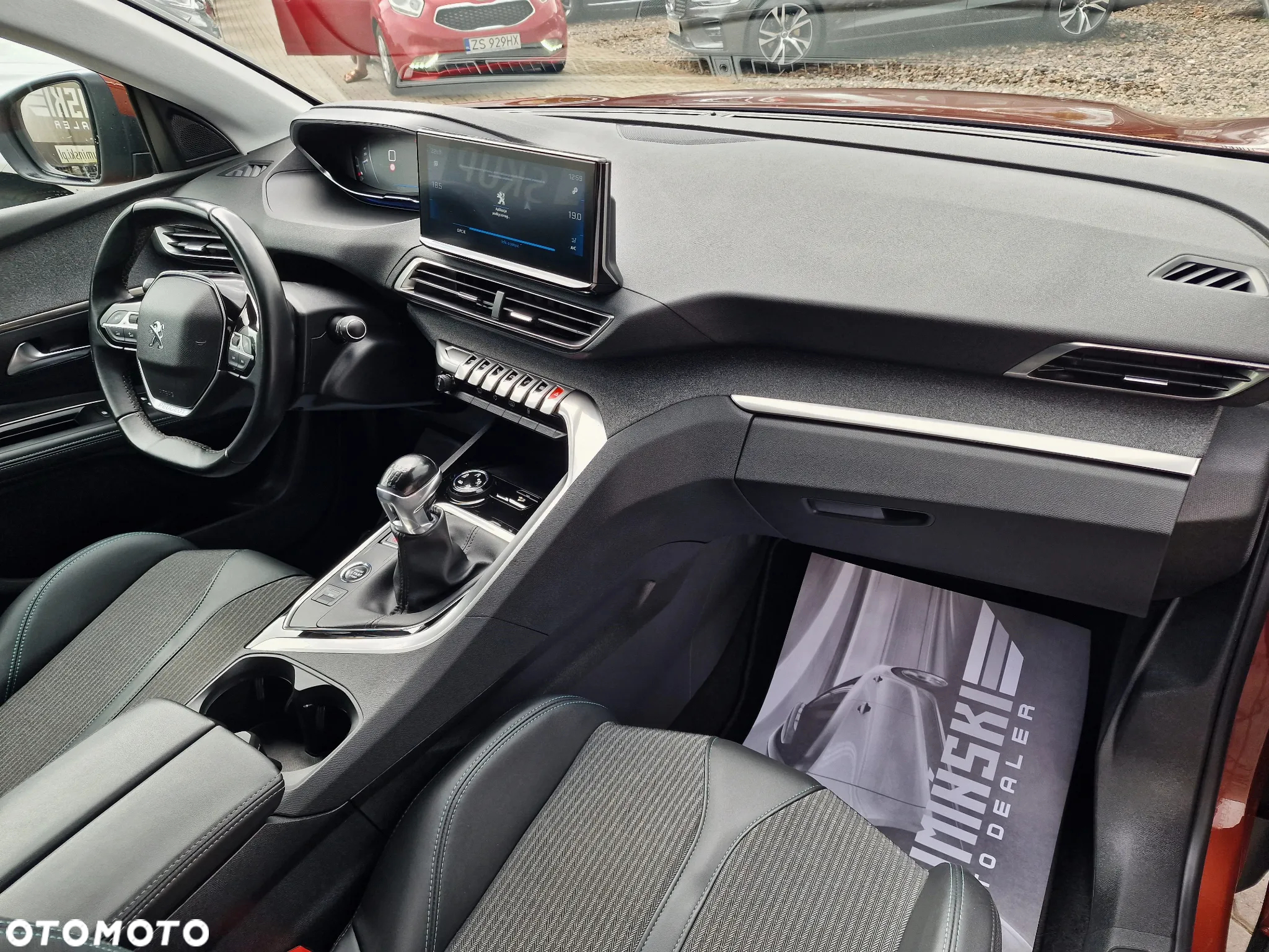 Peugeot 5008 BlueHDI 130 Allure - 25
