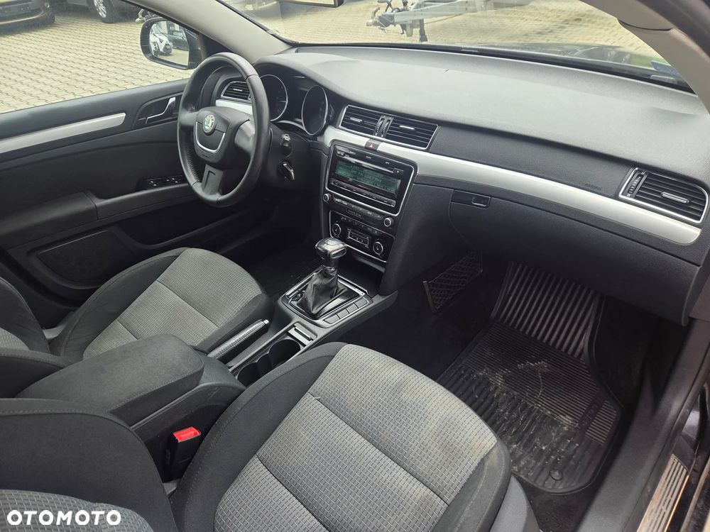 Skoda Superb - 11