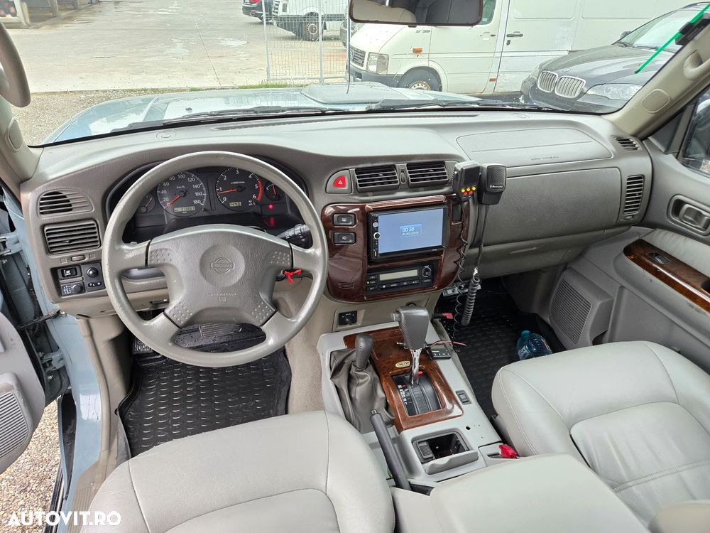 Nissan Patrol 3.0 TDI Elegance Aut - 11