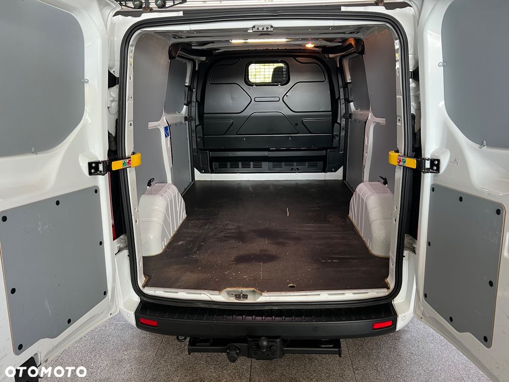 Ford Transit Custom - 14