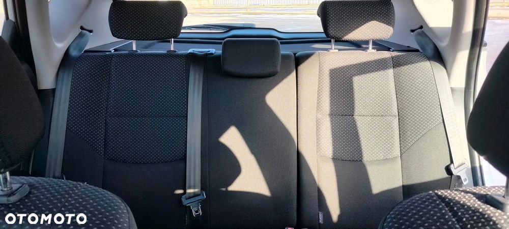 Hyundai i30 1.4 Classic - 11