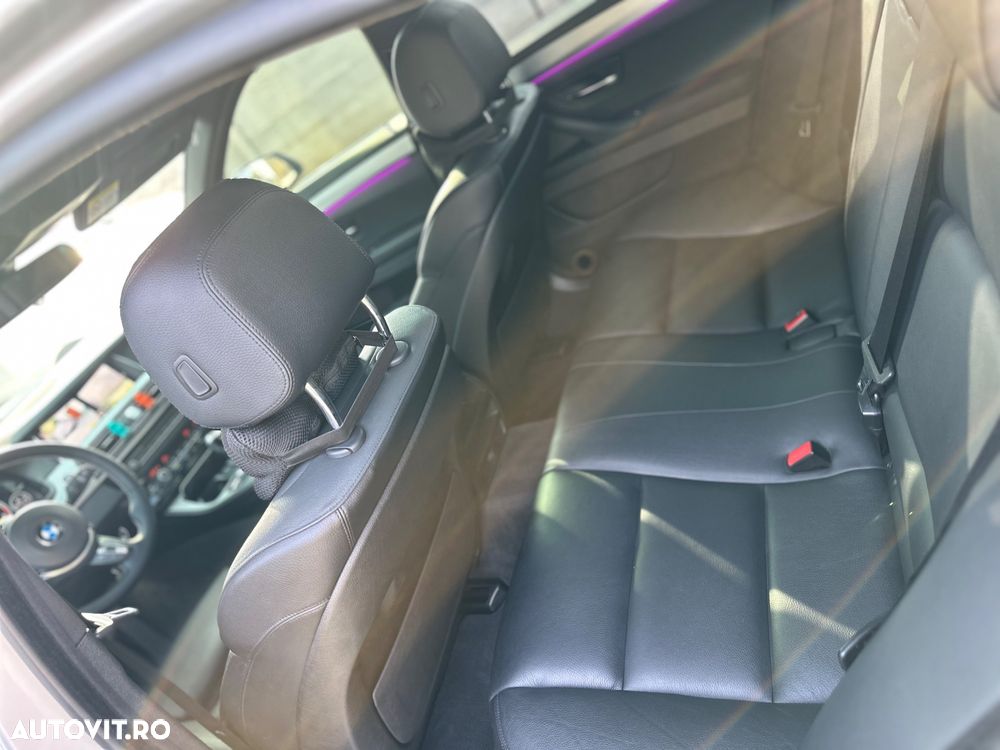 BMW Seria 5 520d xDrive Touring Aut. Luxury Line - 4