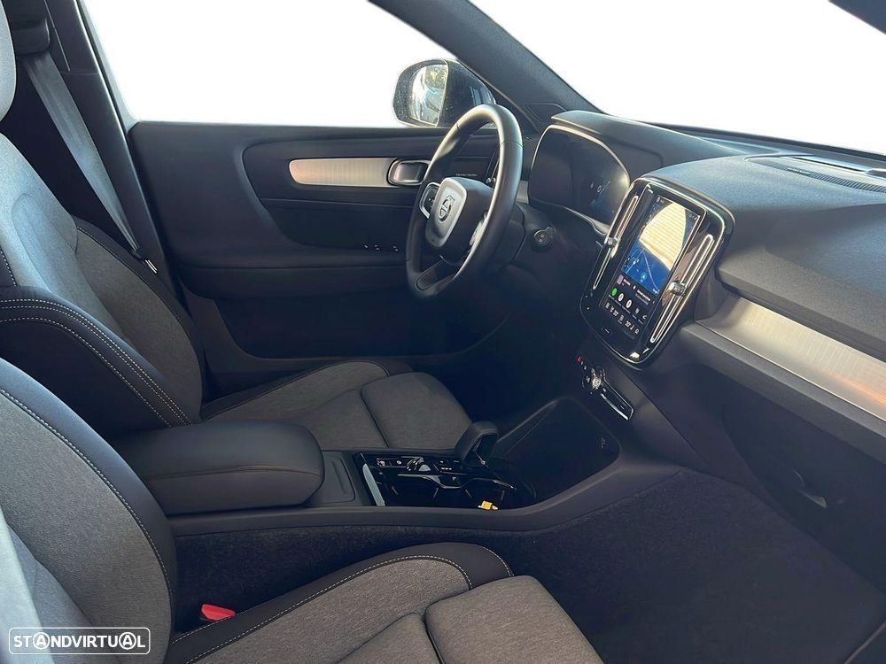 Volvo XC 40 2.0 B3 Black Edition - 5