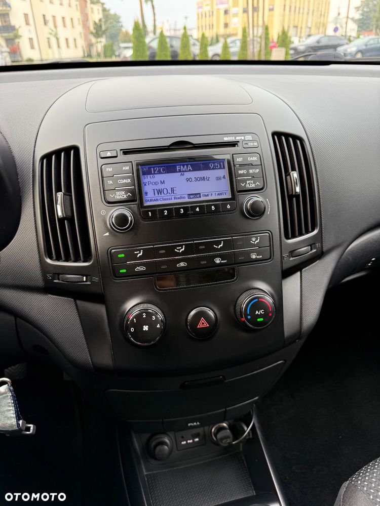 Hyundai i30 1.4 Base - 21