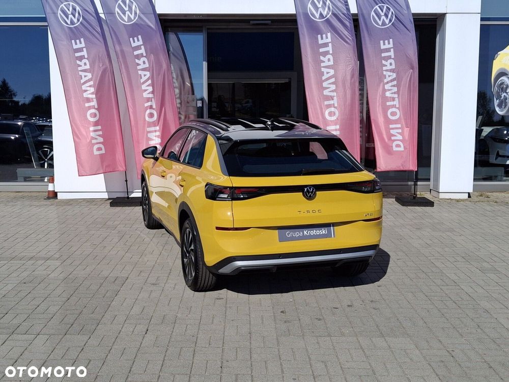 Volkswagen T-Roc 1.5 eTSI Life DSG - 8