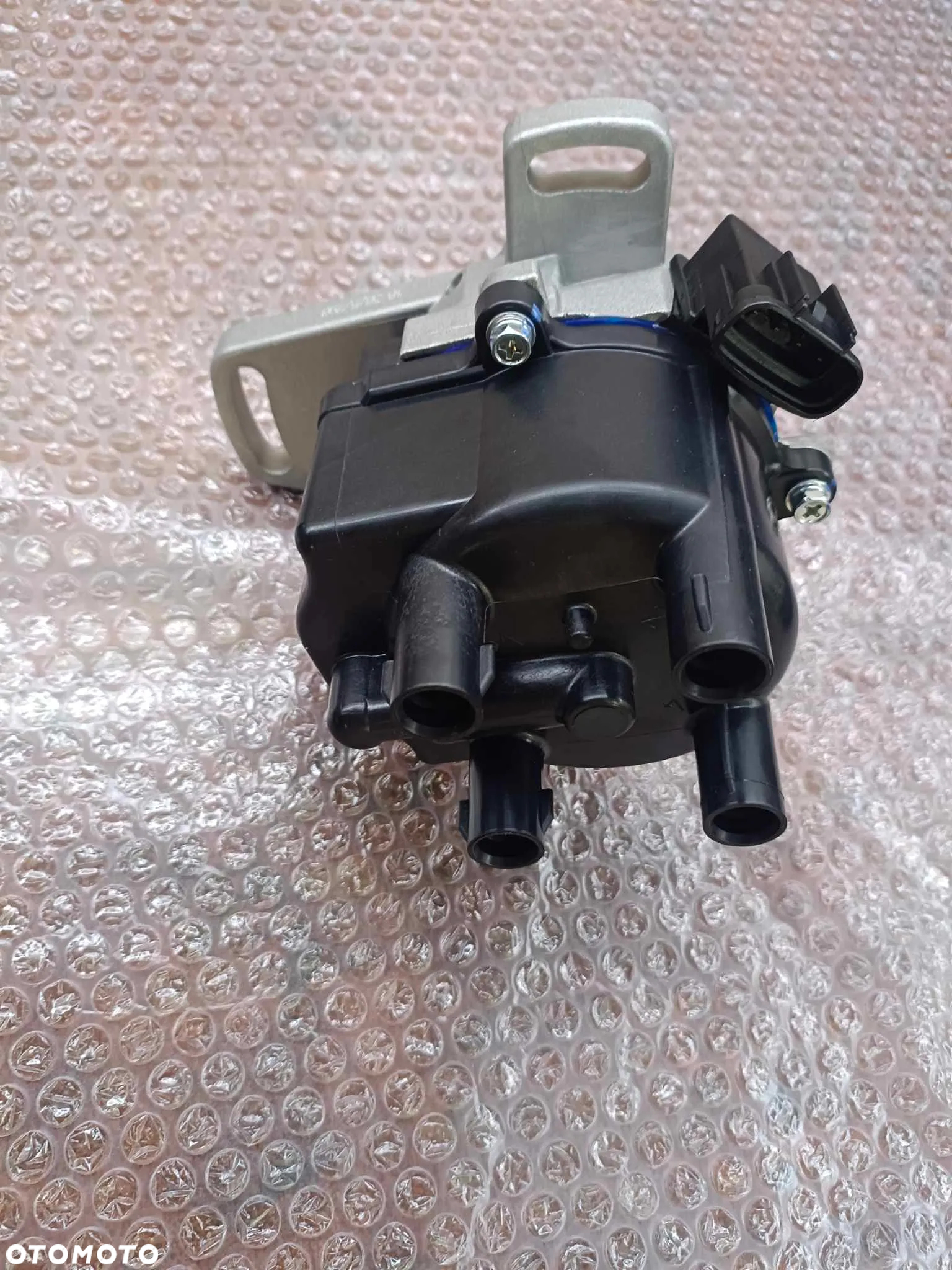 APARAT ZAPLONOWY TOYOTA RAV4 I 2.0 94-00 1994 1995 1996 1997 1998 1999 2000 MR2 CAMRY CELICA 1992 93 2.2 1.8 carina Corona Scepter 3SFE 5SFE cewka zaplonowa KOPULKA PALEC APARATU ZAPLONOWEGO BENZYNA - 2