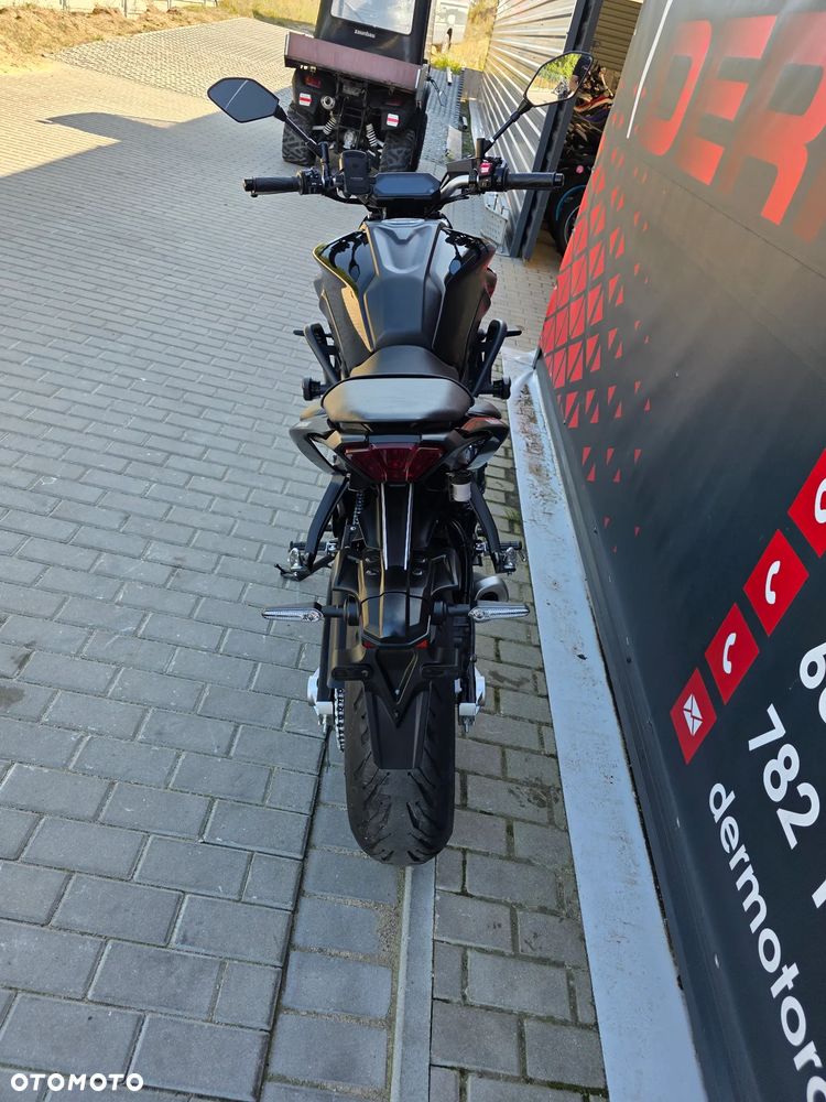 Yamaha MT - 20