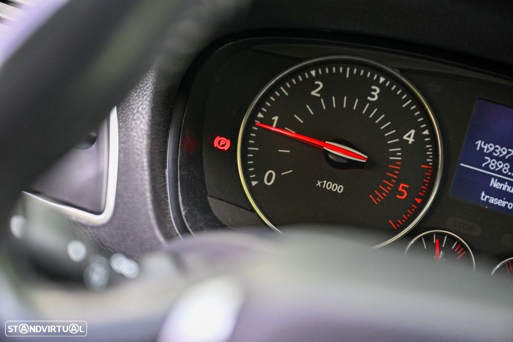 Renault Laguna Break 2.0 dCi Dynamique S 120g - 35