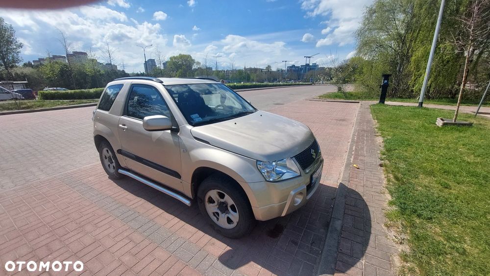 Suzuki Grand Vitara 1.6 - 8