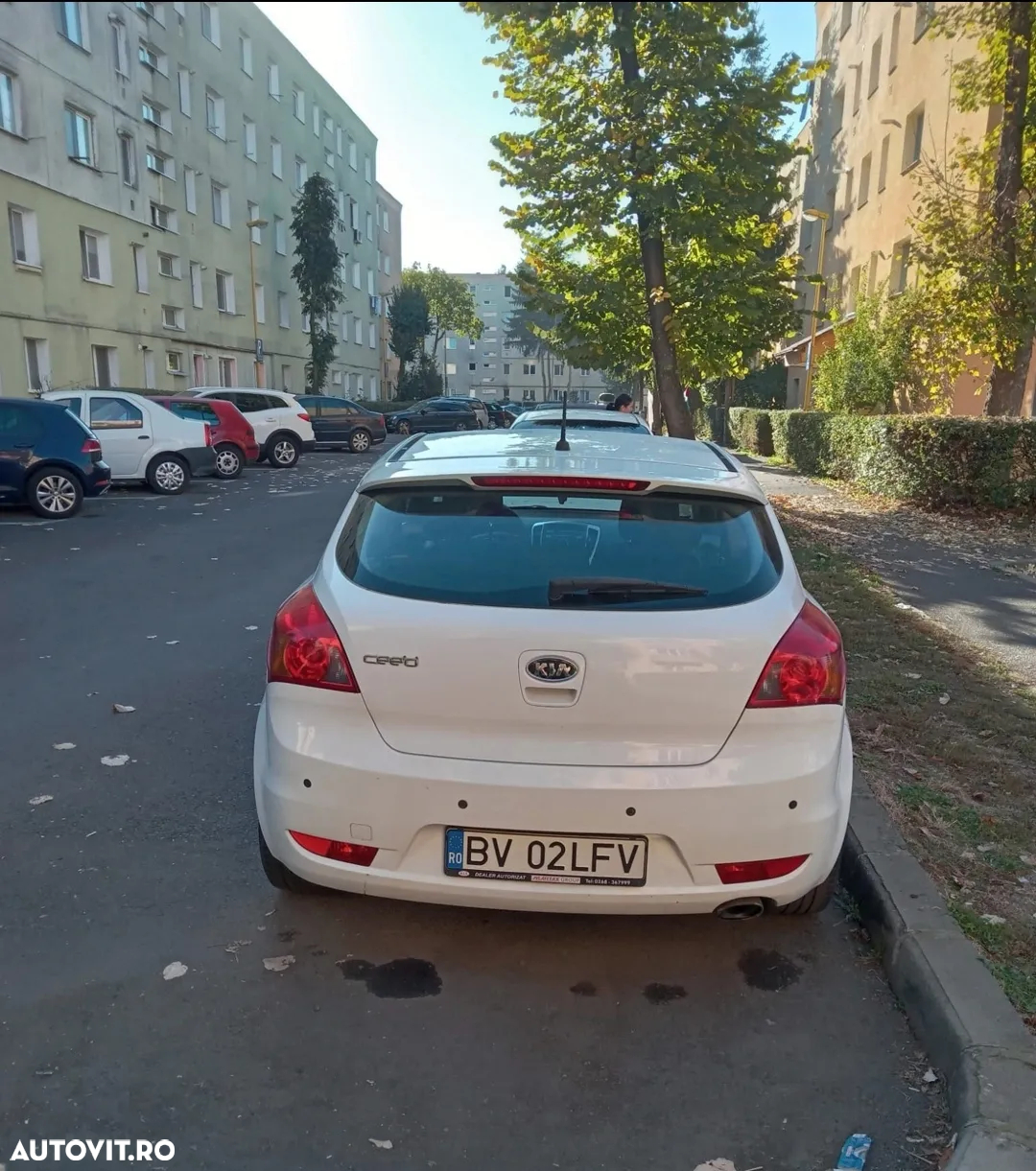 Kia Pro Ceed Cee'd 1.4 GSL City - 5
