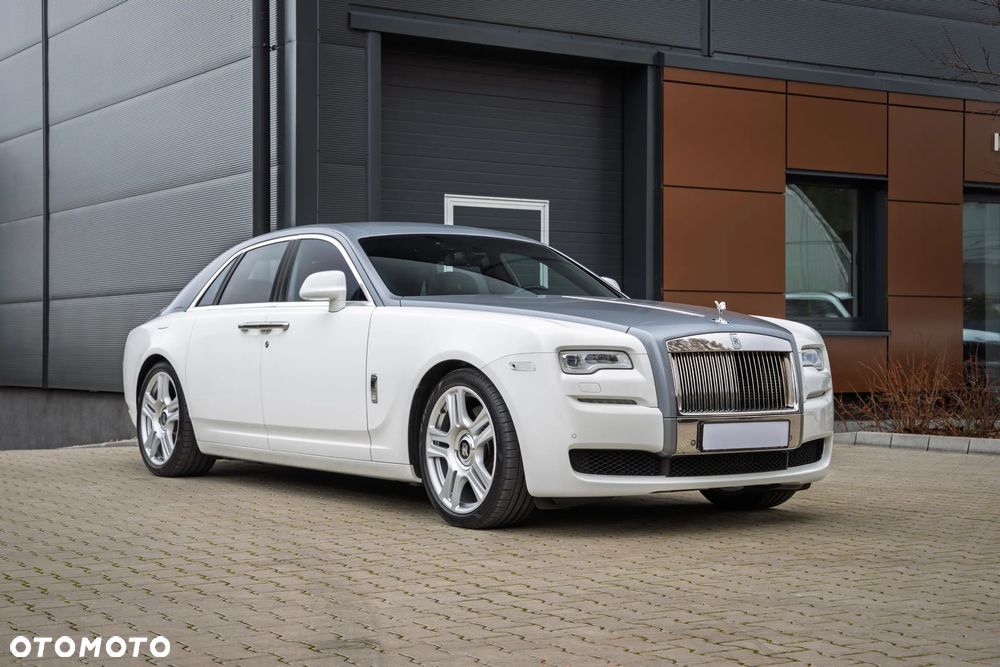 Rolls-Royce Ghost - 2